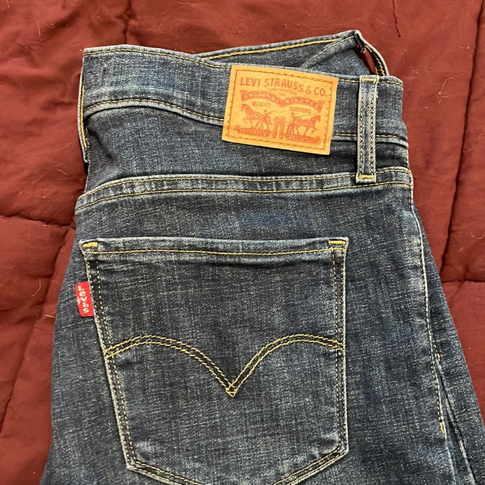 Levi jeans